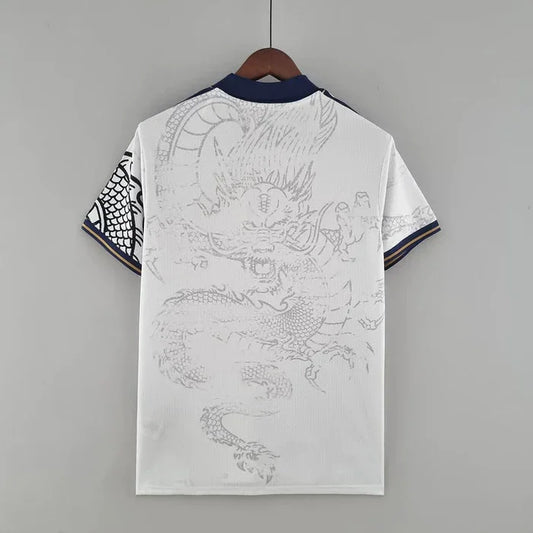 Camiseta Real Madrid temporada 2023-2024 edición especial dragón blanco