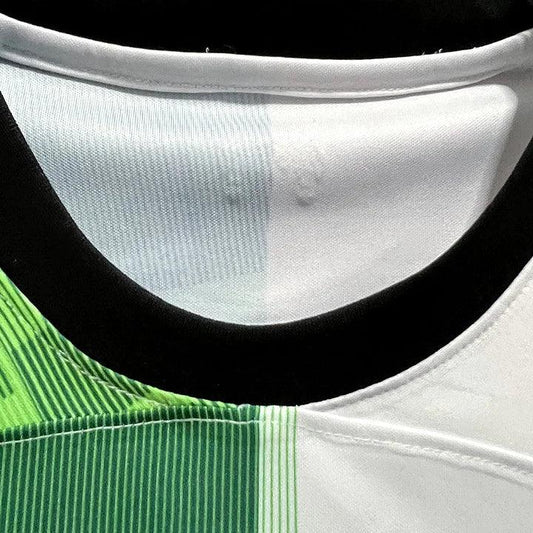 Camiseta Liverpool temporada 2023-2024 segunda equipación
