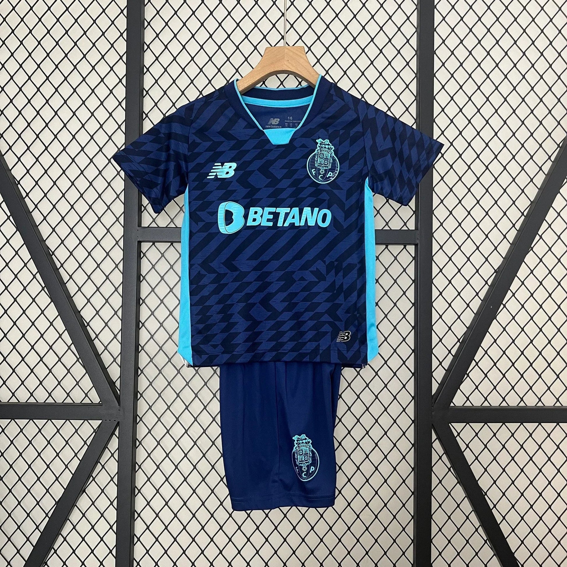 Kit Júnior Porto 2024-25