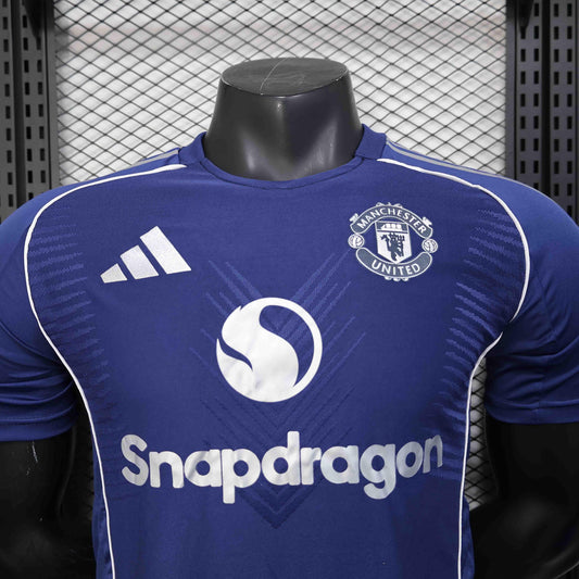 Camiseta Manchester United concepto 2025-26