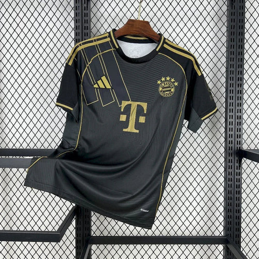 Camiseta Bayern Múnich concepto 2025-26