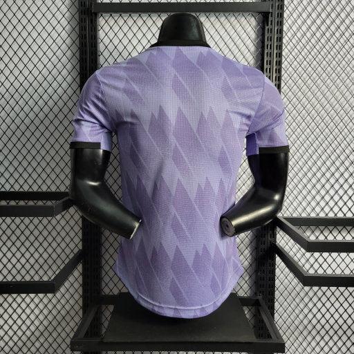 Camiseta Real Madrid temporada 2022-2023 segunda equipación away violeta