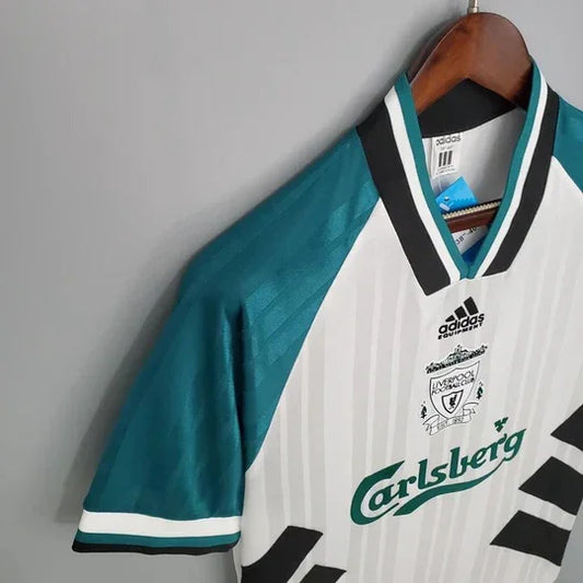 Liverpool Camiseta Retro 06/07