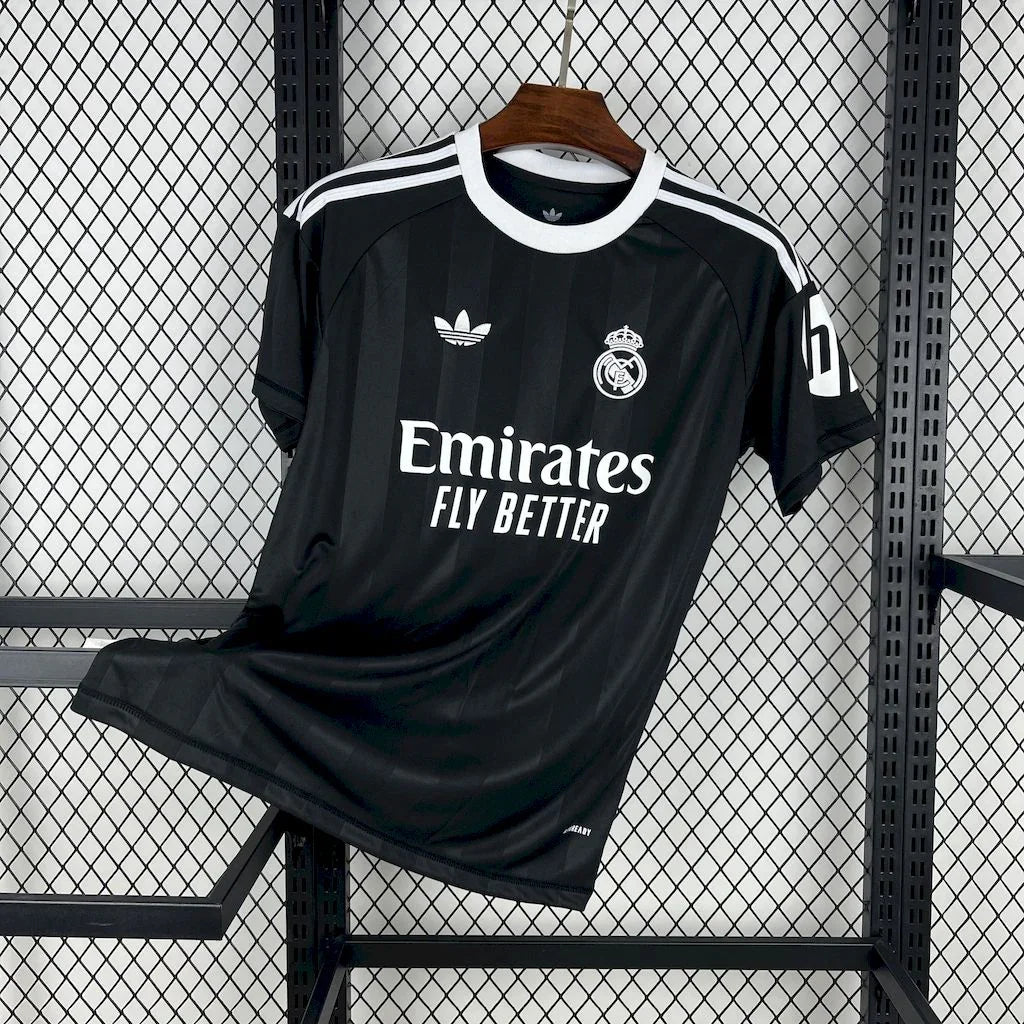 Camiseta Real Madrid 2025-26 entrenamiento