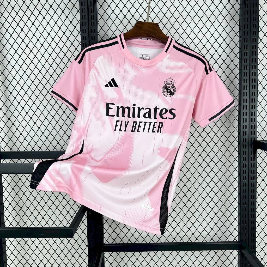 Camiseta Real Madrid Concepto Rosa & Blanco 2025