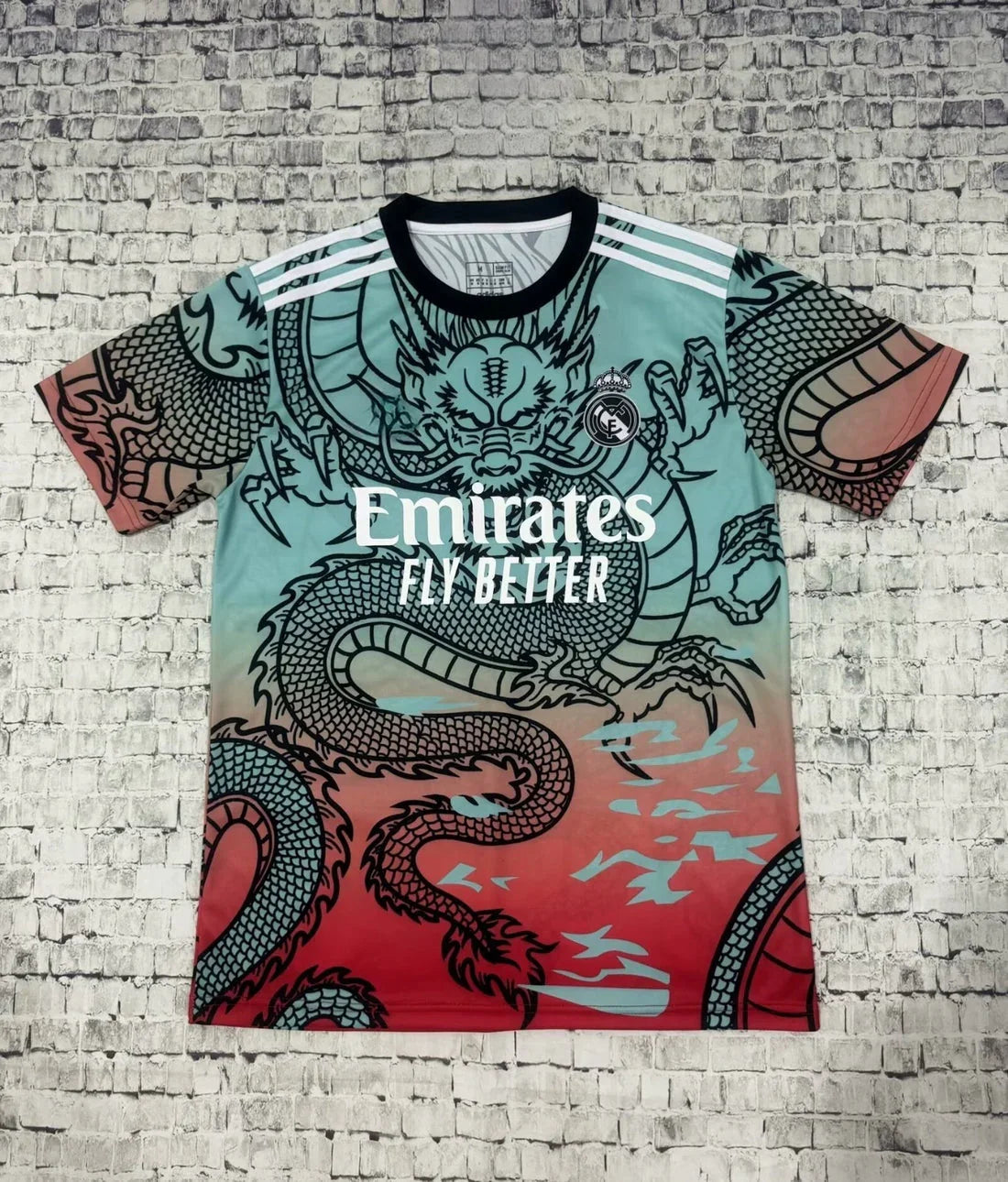 CAMISETA RÉAL MADRID EDICIÓN DRAGÓN