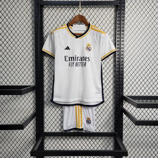 KIT JÚNIOR REAL MADRID 2023/24