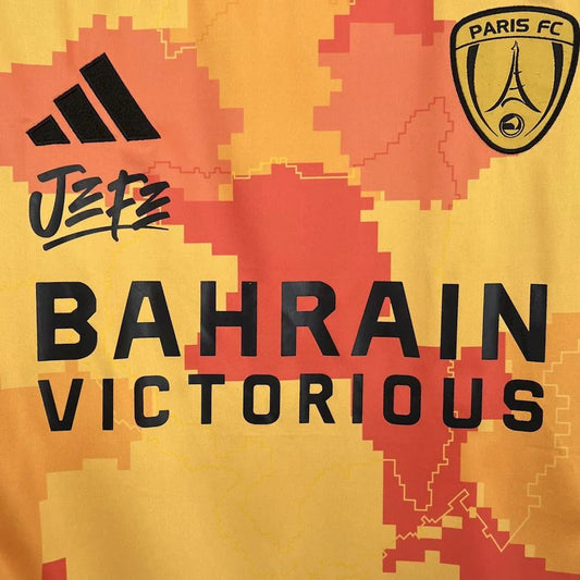 Camiseta jefe Paris 2025