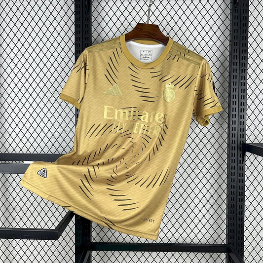Camiseta Real Madrid 2025-26 entrenamiento