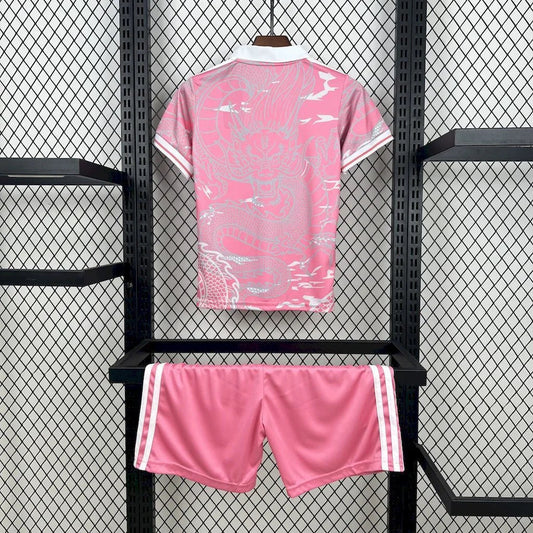 Kit Júnior Real Madrid concepto 2023-24