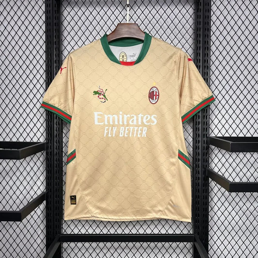 Camiseta  AC Milan concepto GUCCI 2024/25