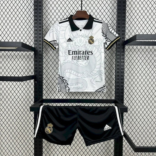 Kit Júnior Real Madrid concepto 2022-23