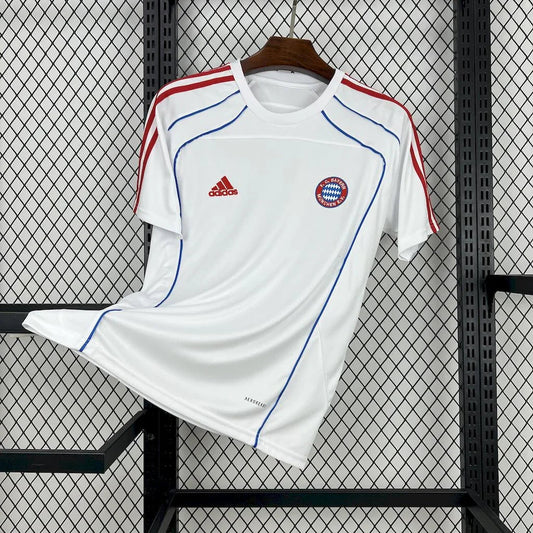 Camiseta Bayern Múnich concepto 2025-26