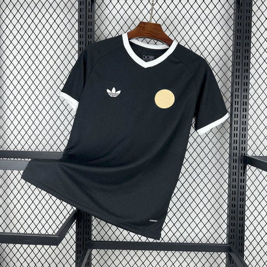 Camiseta Ajax concepto 2025-26
