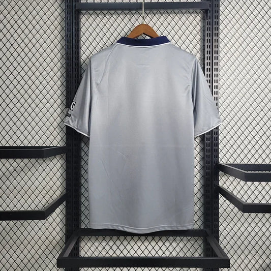 Camiseta Paris Retro 2000